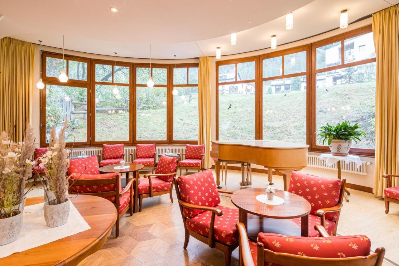 Hotel Engadinerhof Pontresina Exterior photo